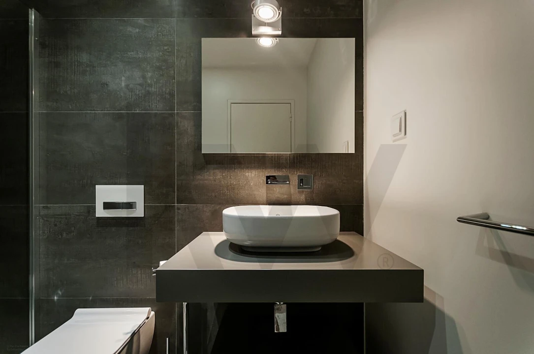 Apartamento T2 para Arrendamento em Areeiro Foto 19
