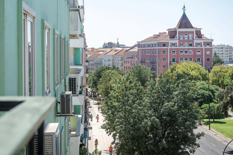 Apartamento T2 para Arrendamento em Areeiro Foto 41