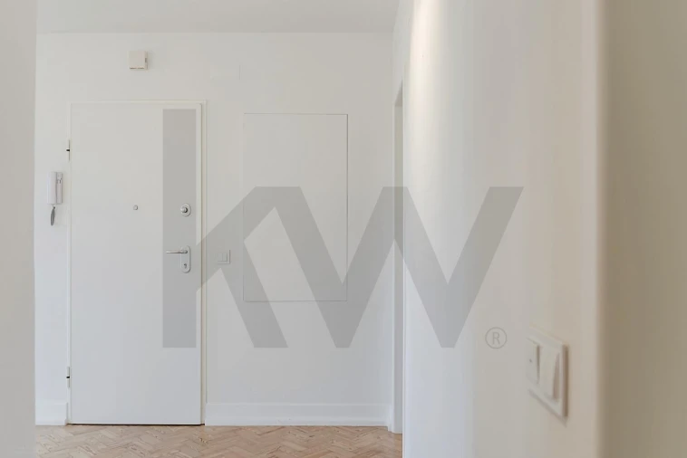 Apartamento T2 para Arrendamento em Areeiro Foto 7