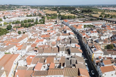 Moradia para Venda em Évora (São Mamede, Sé, São Pedro e Santo Antão)