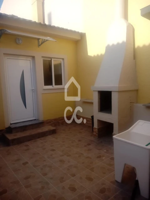 Moradia T3 para Venda em Vieira de Leiria