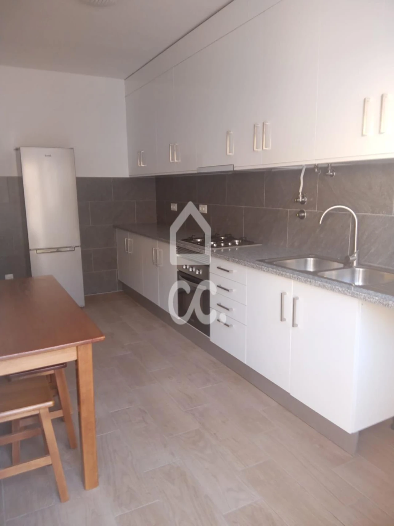 Moradia T3 para Venda em Vieira de Leiria Foto 3