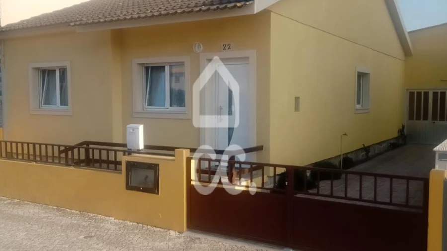 Moradia T3 para Venda em Vieira de Leiria