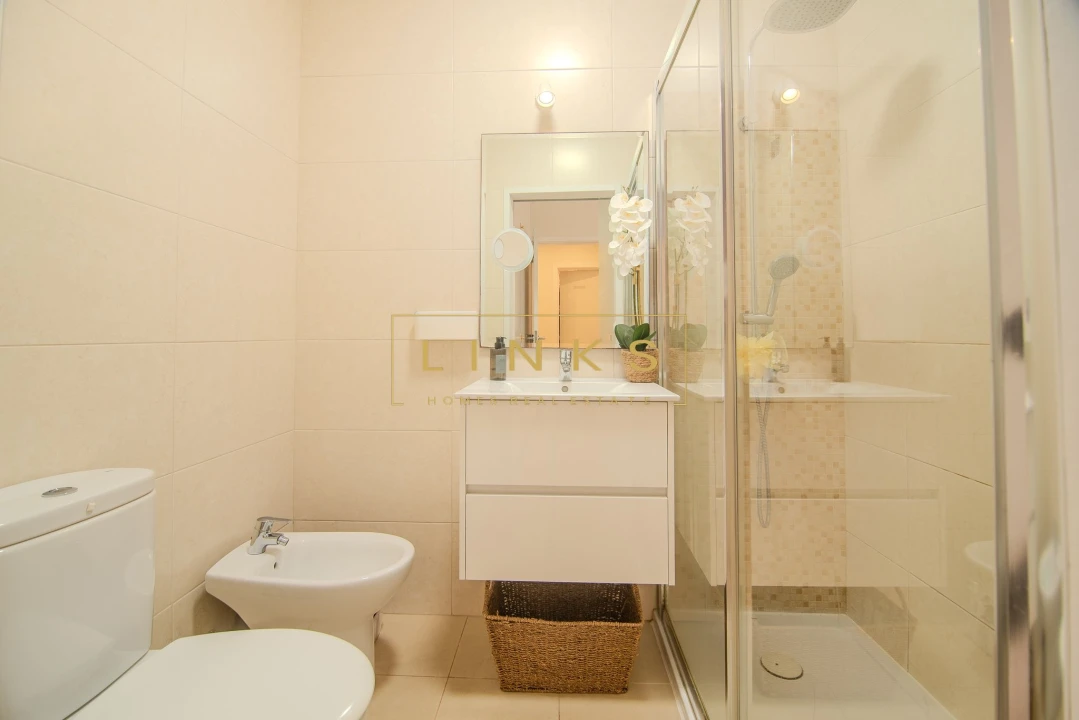 Apartamento T3 para Venda em São Martinho Foto 16