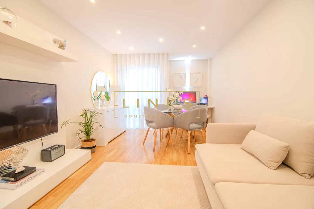 Apartamento T3 para Venda em São Martinho Foto 1