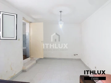 Apartamento T1 para Venda em Nossa Senhora da Expectação