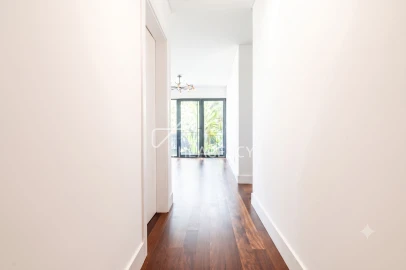 Apartamento T2 para Venda em Campolide