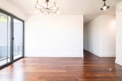 Apartamento T2 para Venda em Campolide