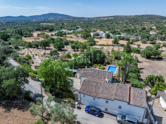 Moradia T5 para Venda em São Brás de Alportel Foto 3