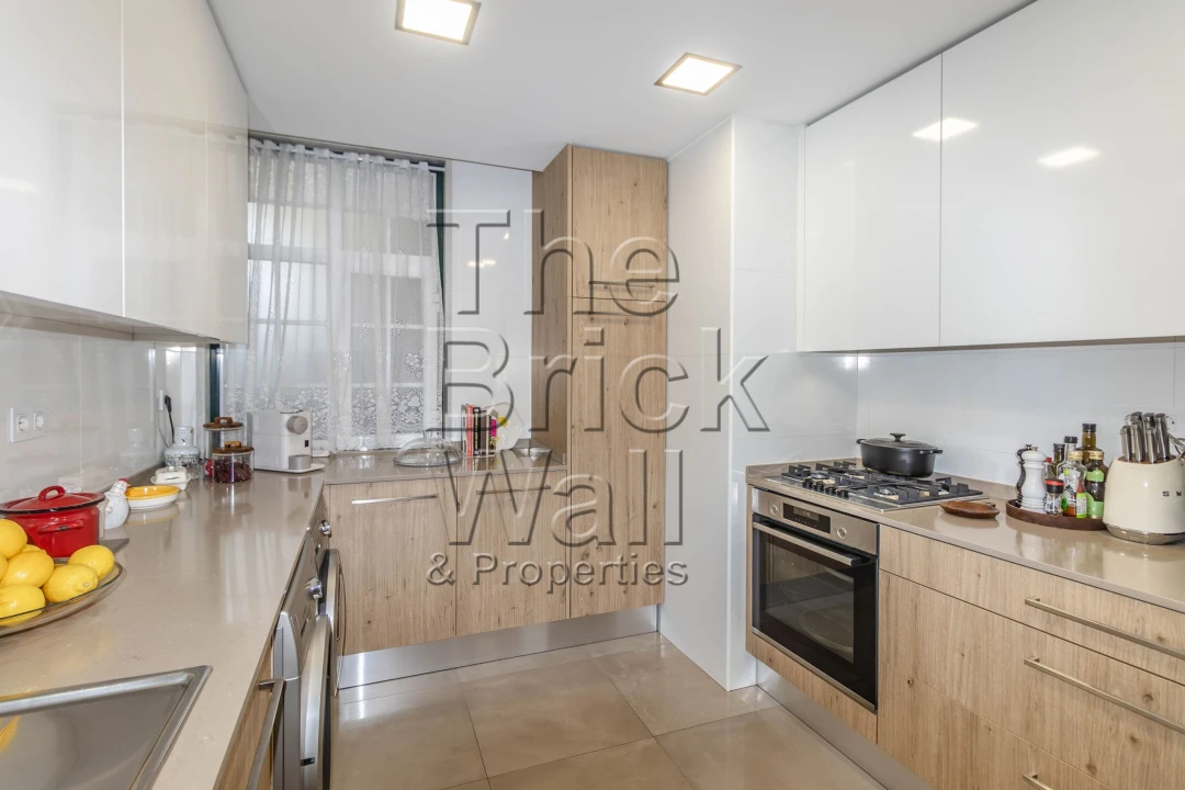 Apartamento T2 para Venda em Sacavém e Prior Velho Foto 3