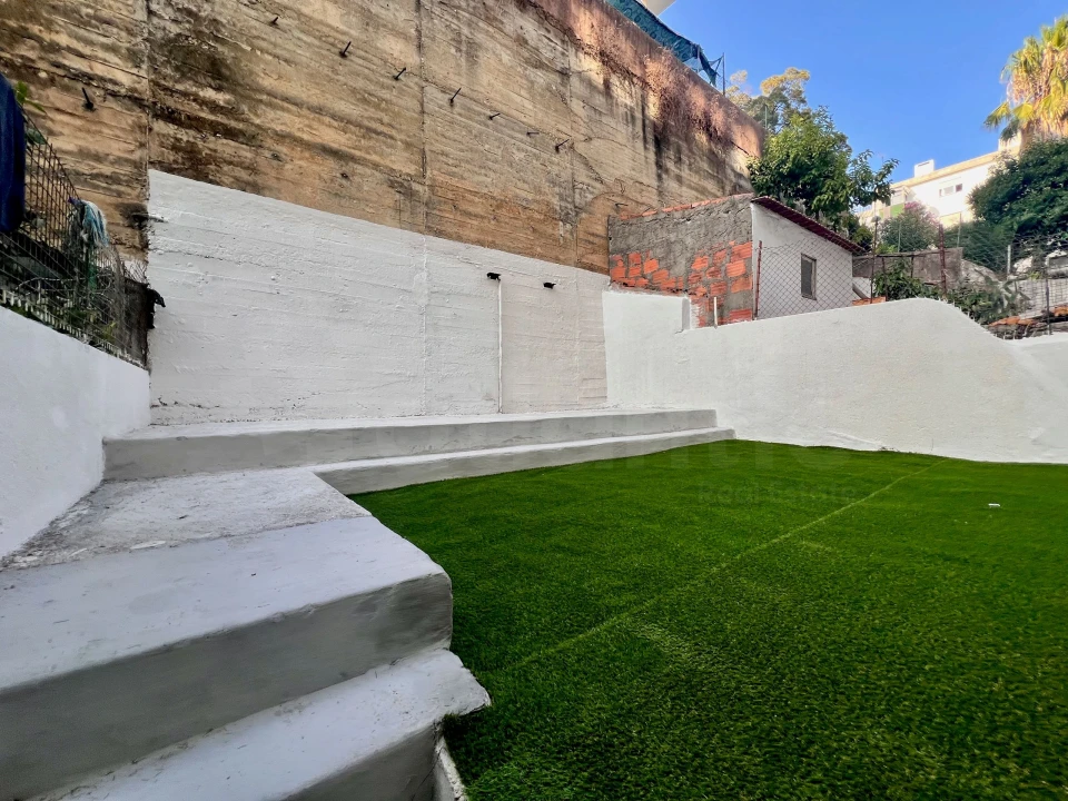 Apartamento T1 para Venda em Sacavém e Prior Velho Foto 20