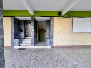Apartamento T1 para Venda em Sacavém e Prior Velho