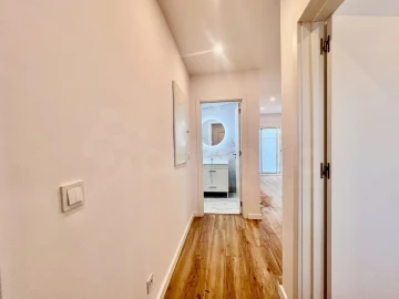 Apartamento T1 para Venda em Sacavém e Prior Velho