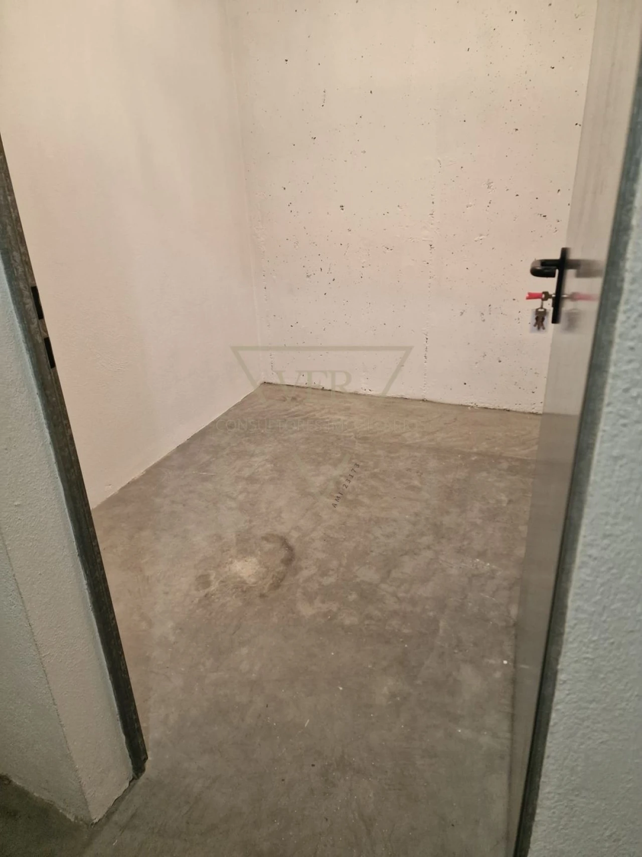 Apartamento T2 para Arrendamento em Lumiar Foto 14
