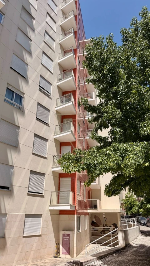 Apartamento T2 para Arrendamento em Lumiar