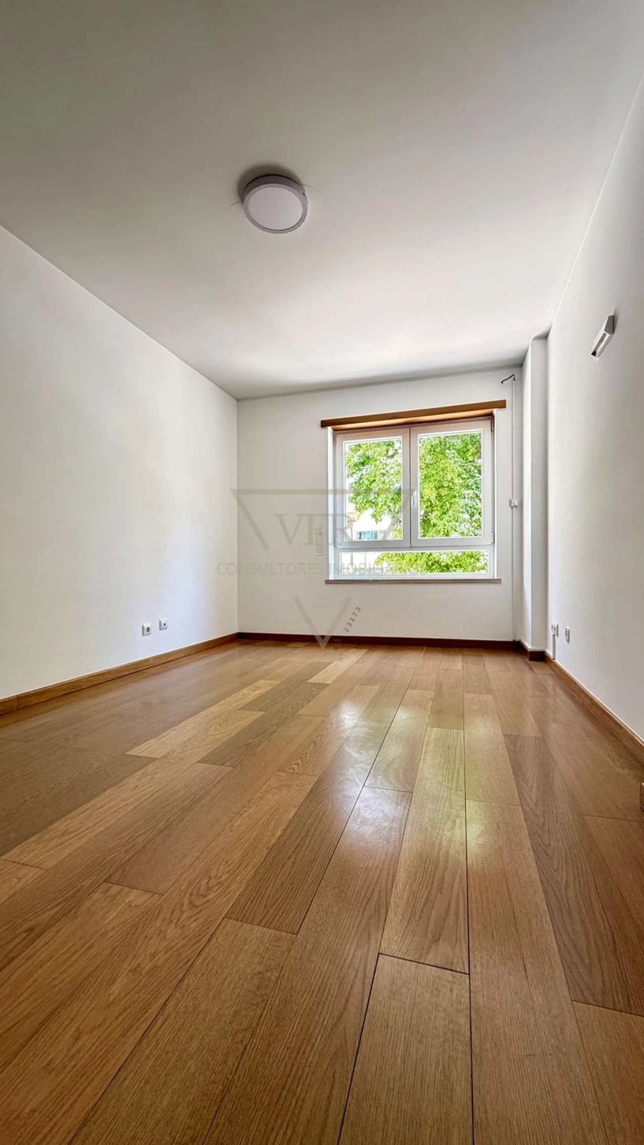 Apartamento T2 para Arrendamento em Lumiar Foto 24