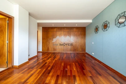 Moradia T3 para Venda em Gondomar (São Cosme), Valbom e Jovim