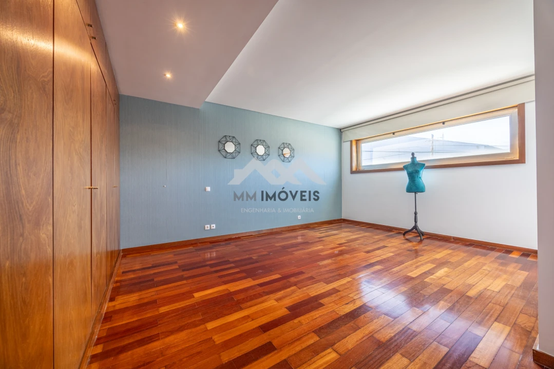 Moradia T3 para Venda em Gondomar (São Cosme), Valbom e Jovim Foto 32