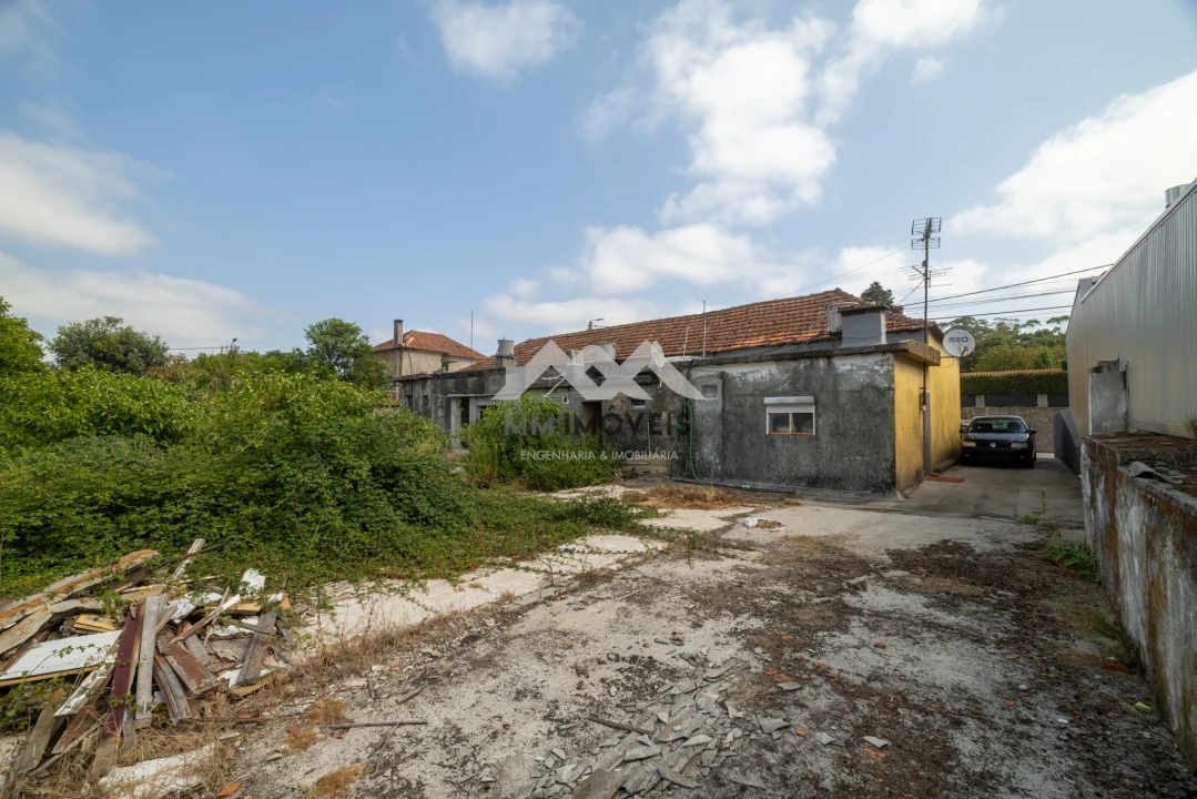 Prédio para Venda em Guilhabreu Foto 16