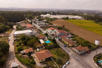 Prédio para Venda em Guilhabreu