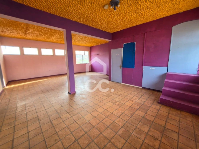 Moradia T4 para Venda em Sapiãos Foto 2