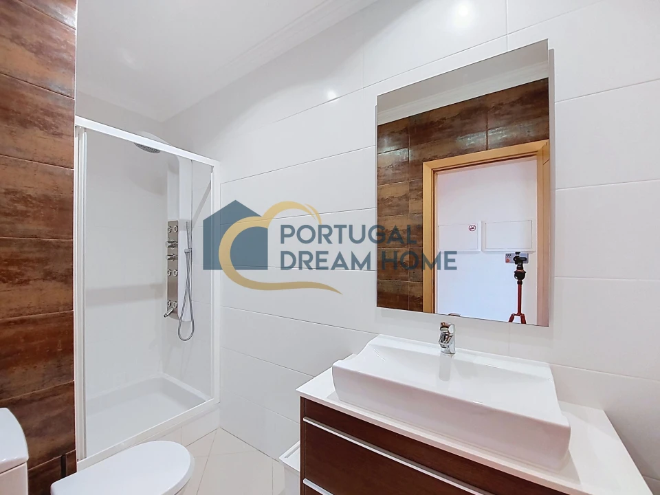 Apartamento T2 para Venda em Albufeira e Olhos de Água Foto 25