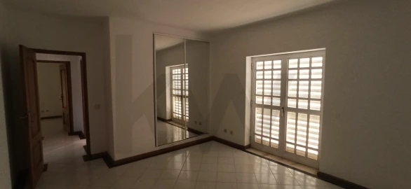 Moradia T3 para Venda em Portimão