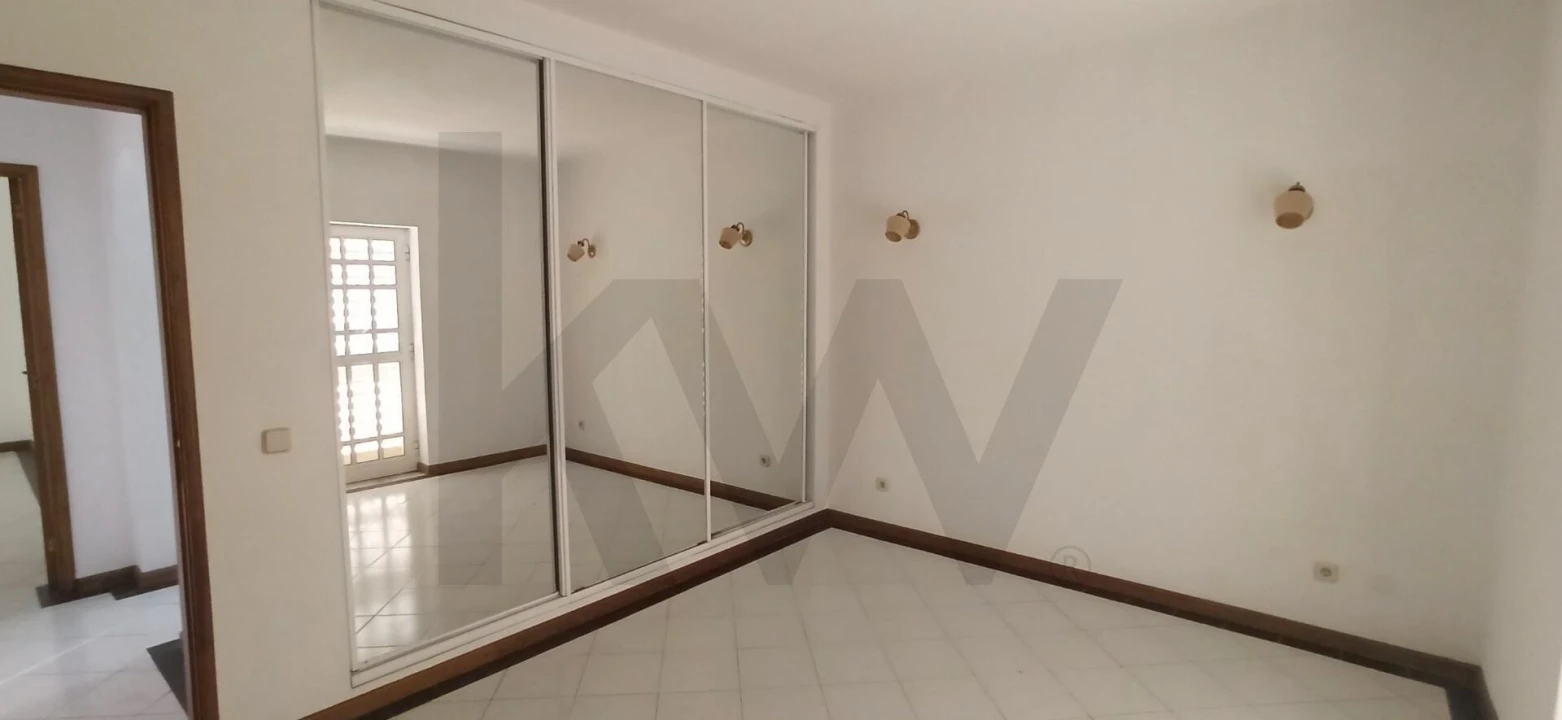 Moradia T3 para Venda em Portimão Foto 27