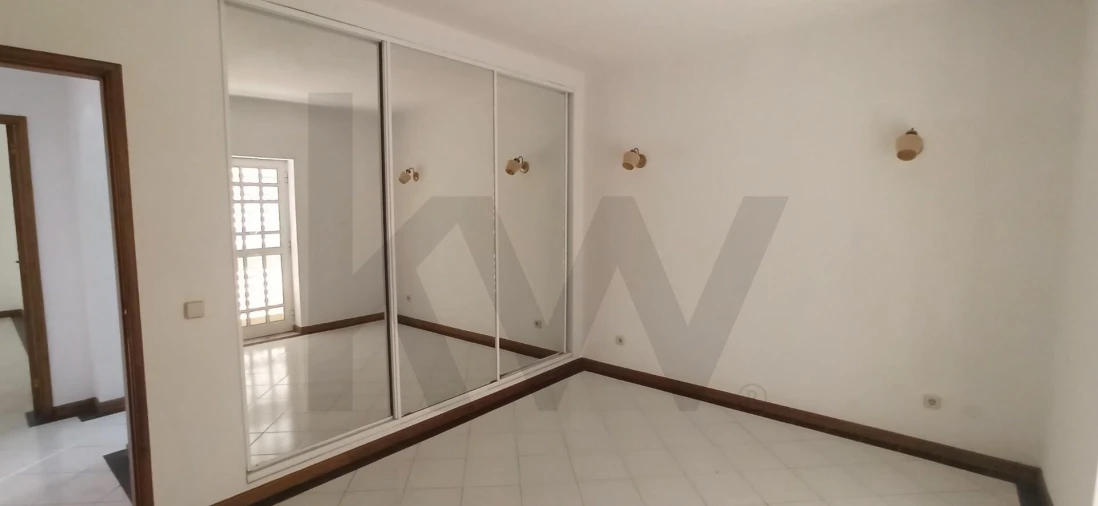 Moradia T3 para Venda em Portimão Foto 27