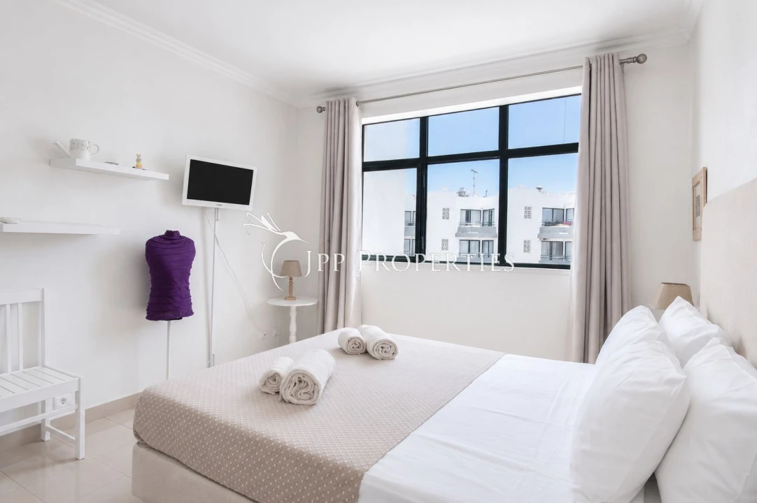 Apartamento T2 para Venda em Quarteira Foto 10