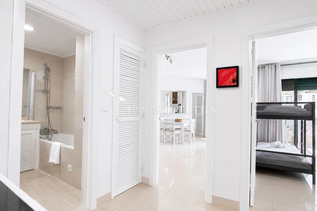 Apartamento T2 para Venda em Quarteira Foto 22