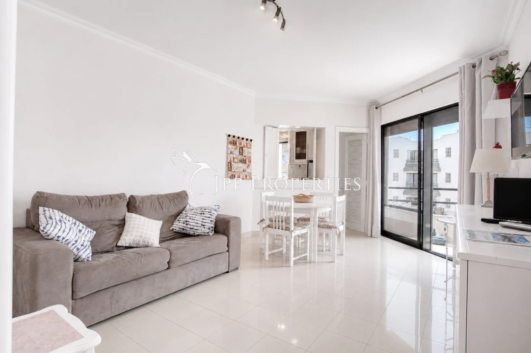 Apartamento T2 para Venda em Quarteira Foto 1