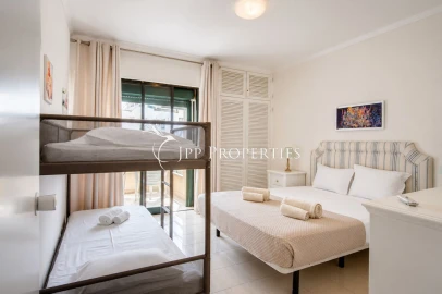 Apartamento T2 para Venda em Quarteira