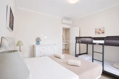 Apartamento T2 para Venda em Quarteira