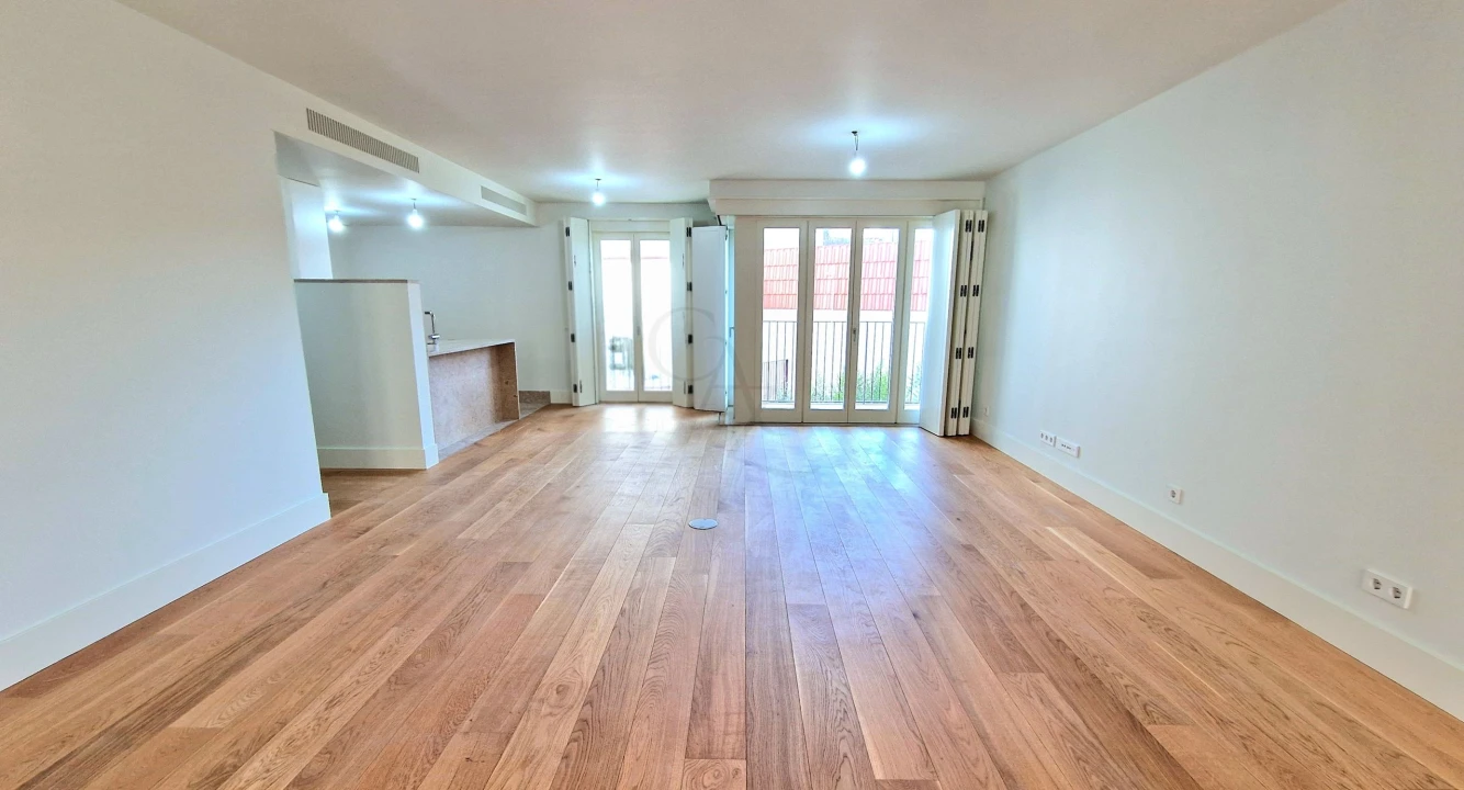 Apartamento T2 para Venda em Misericórdia Foto 11