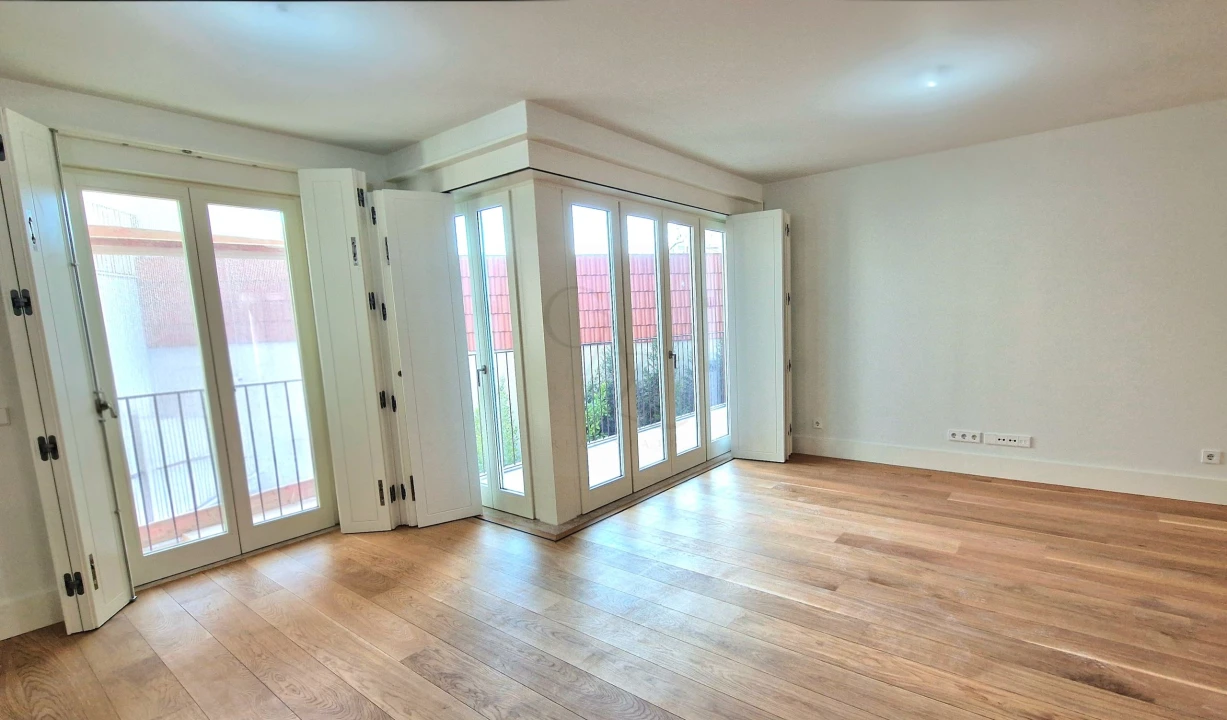Apartamento T2 para Venda em Misericórdia Foto 2