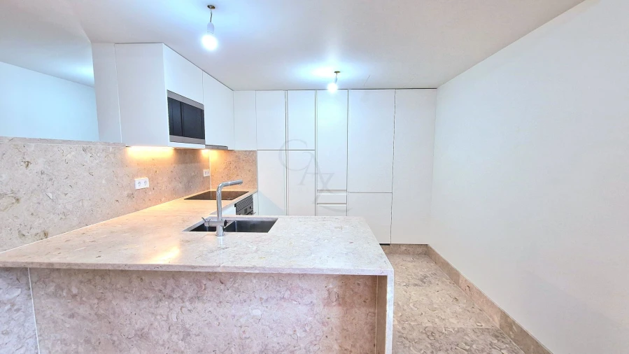 Apartamento T2 para Venda em Misericórdia Foto 32