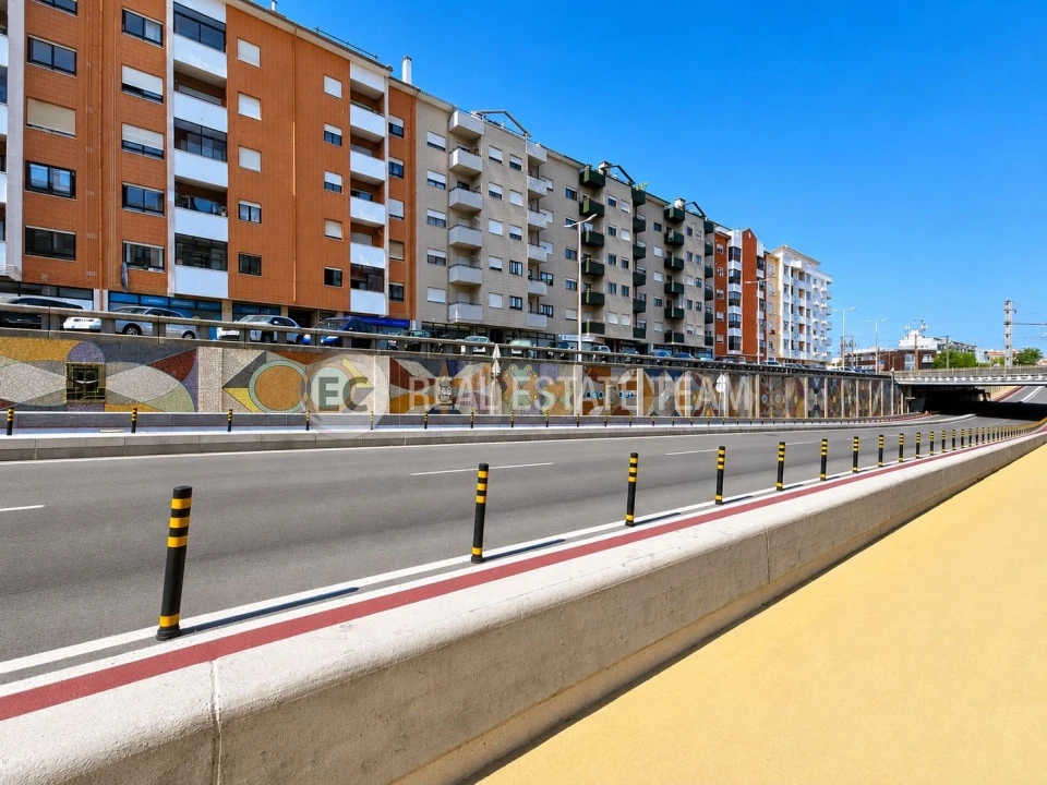 Negócio para Arrendamento em Glória e Vera Cruz Foto 17