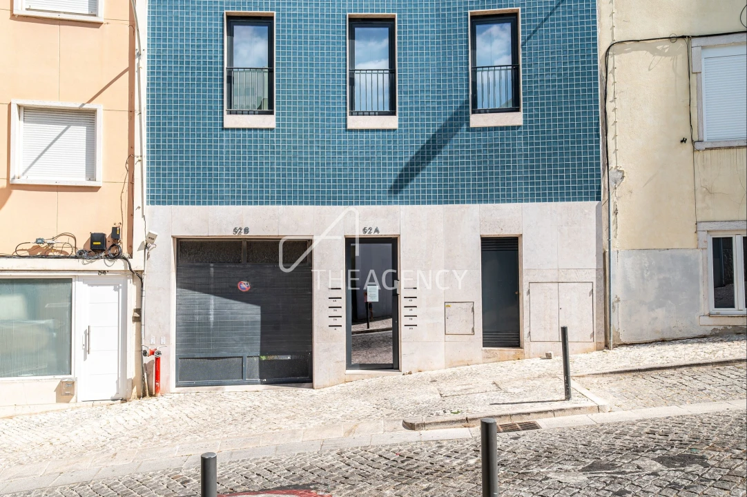 Apartamento T2 para Venda em Campolide Foto 24