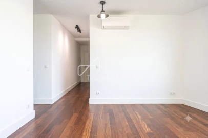 Apartamento T2 para Venda em Campolide