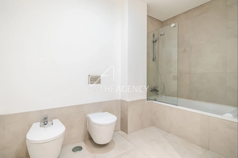 Apartamento T2 para Venda em Campolide Foto 21