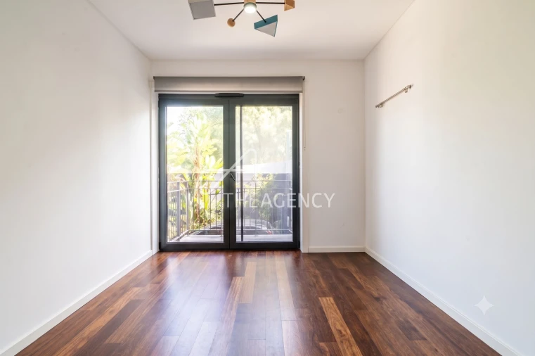 Apartamento T2 para Venda em Campolide Foto 19