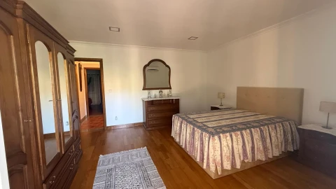 Moradia T3 para Venda em Santa Comba de Vilariça