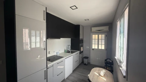 Moradia T3 para Venda em Santa Comba de Vilariça