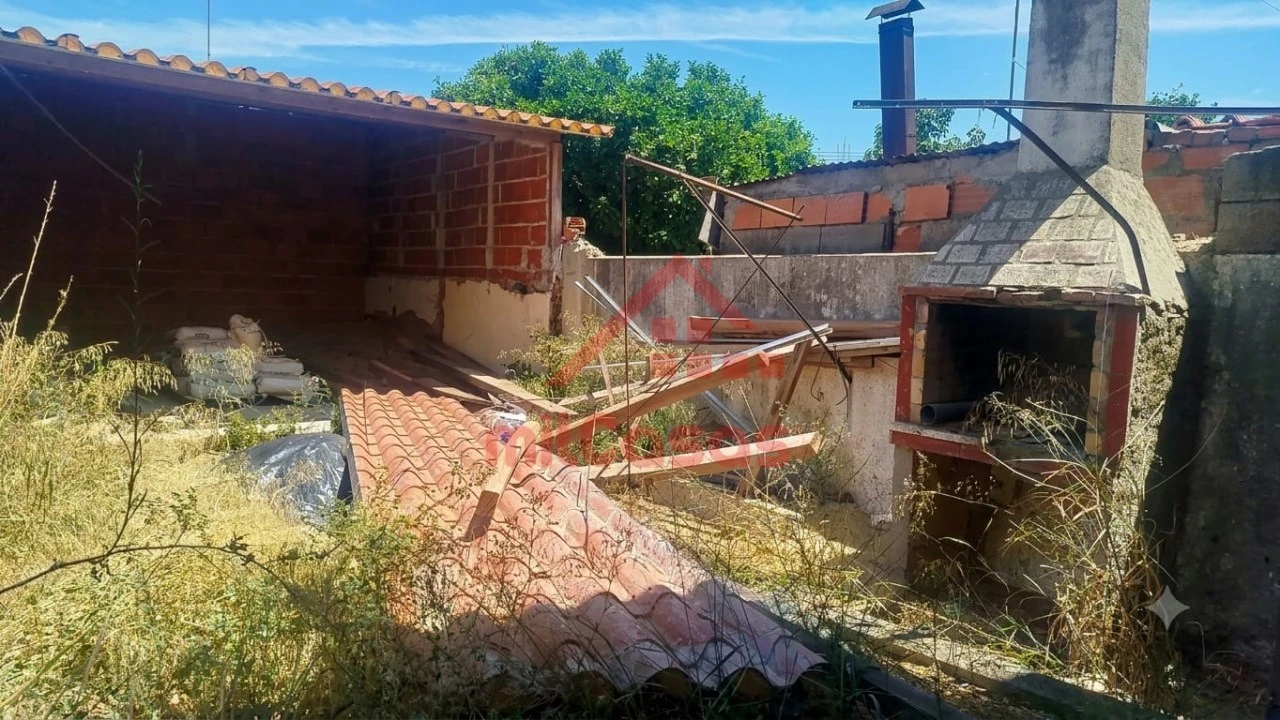 Moradia T3 para Venda em Azinhaga Foto 8