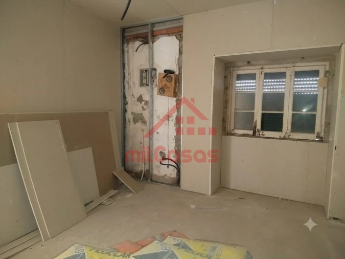 Moradia T3 para Venda em Azinhaga Foto 11