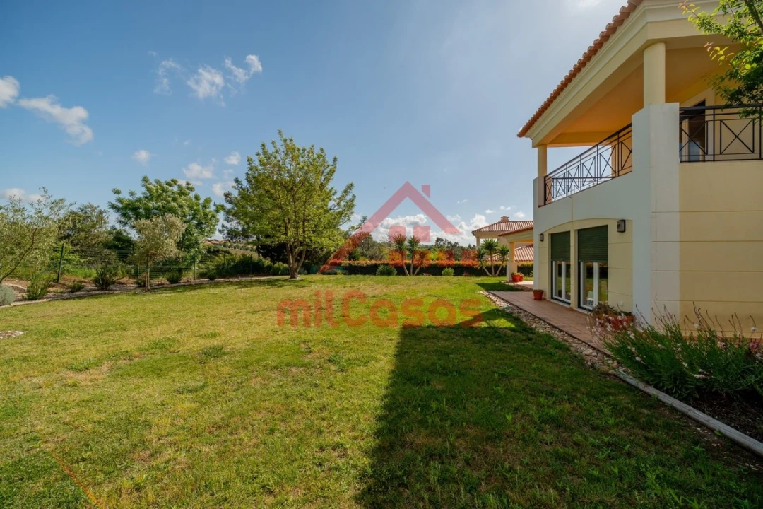 Moradia T4 para Venda em Turcifal Foto 33