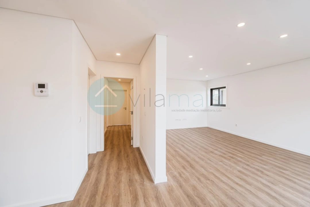 Apartamento T3 para Venda em Foz do Sousa e Covelo Foto 5