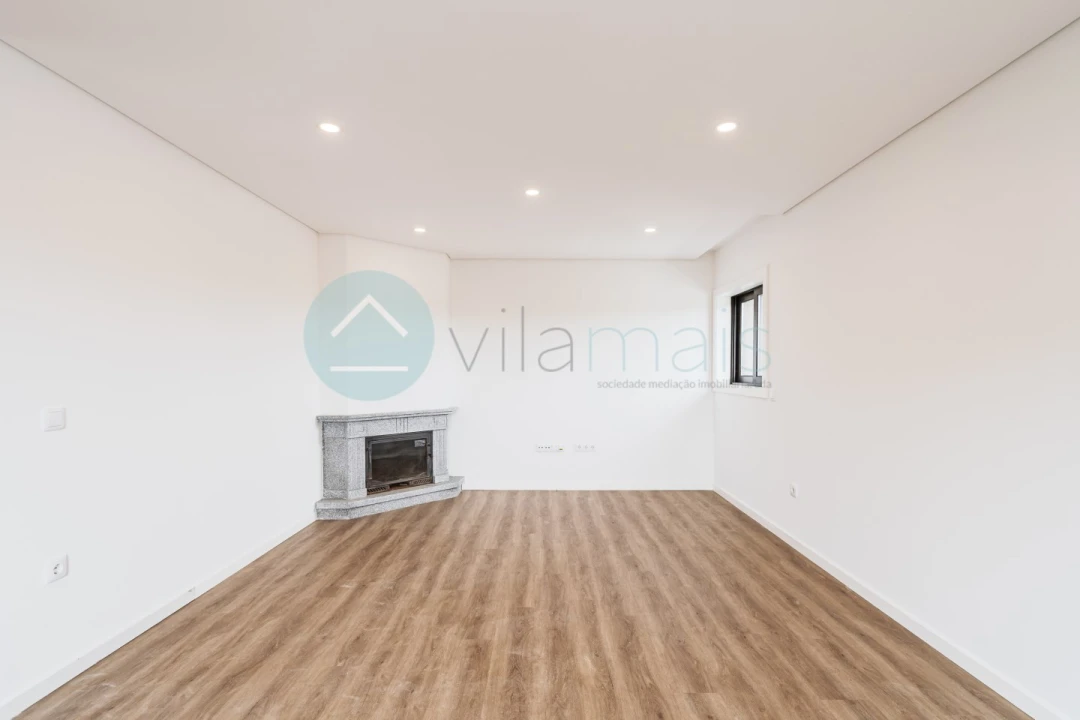 Apartamento T3 para Venda em Foz do Sousa e Covelo Foto 7