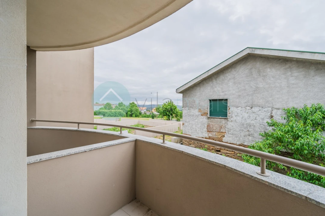 Apartamento T3 para Venda em Foz do Sousa e Covelo Foto 22